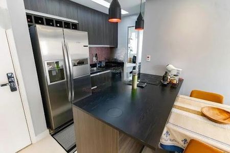 Apartamento à venda com 67m², 2 quartos e 1 vaga