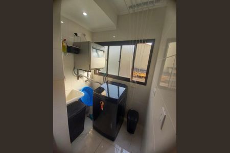 Área de serviço de apartamento à venda com 2 quartos, 64m² em Santa Maria, São Caetano do Sul