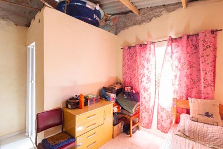 Quarto 1 de casa para alugar com 2 quartos, 40m² em Vila Veloso, Carapicuíba