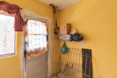 Área de serviço de casa para alugar com 2 quartos, 40m² em Vila Veloso, Carapicuíba