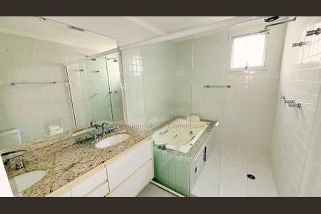 Apartamento à venda com 195m², 3 quartos e 3 vagas