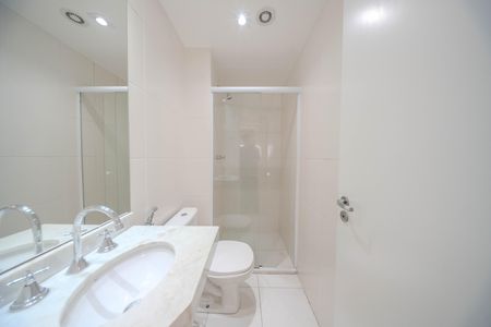 Apartamento para alugar com 56m², 2 quartos e 1 vaga Apartamento para alugar com 56m², 2 quartos e 1 vagaBanheiro