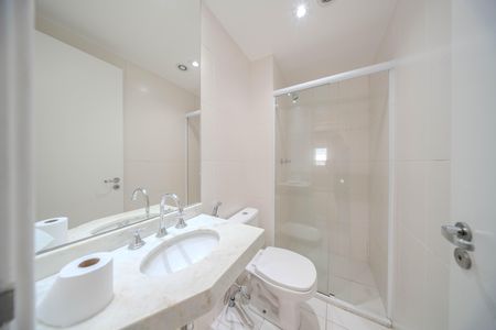Apartamento para alugar com 56m², 2 quartos e 1 vaga Apartamento para alugar com 56m², 2 quartos e 1 vagaBanheiro