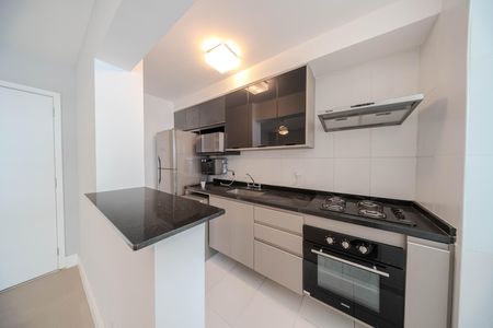 Cozinha de apartamento à venda com 2 quartos, 56m² em Consolação, São Paulo