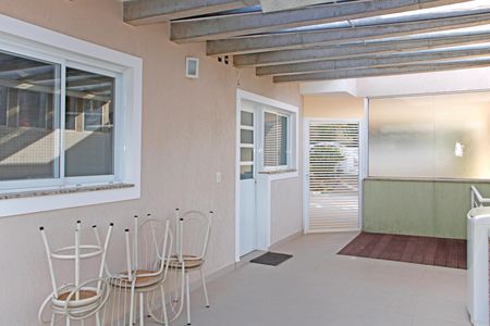 Casa de condomínio para alugar com 300m², 3 quartos e 4 vagasChurrasqueira