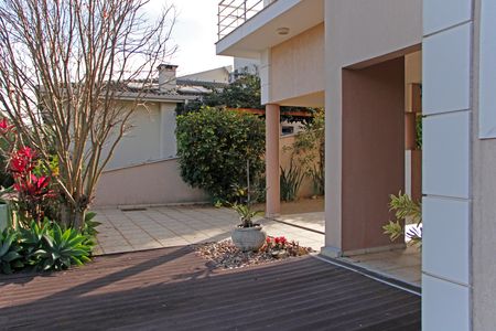 Casa de condomínio para alugar com 300m², 3 quartos e 4 vagasÁrea externa