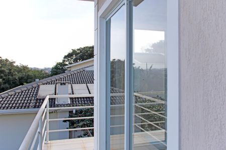 Casa de condomínio para alugar com 300m², 3 quartos e 4 vagasSala Varanda