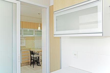 Casa de condomínio para alugar com 300m², 3 quartos e 4 vagasÁrea de Serviço
