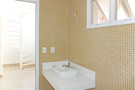 Casa de condomínio para alugar com 300m², 3 quartos e 4 vagasBanheiro 1