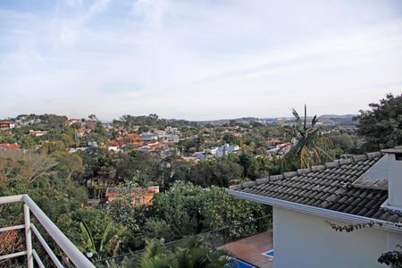 Casa de condomínio para alugar com 300m², 3 quartos e 4 vagasSala Varanda