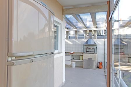 Casa de condomínio para alugar com 300m², 3 quartos e 4 vagasChurrasqueira
