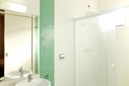 Casa de condomínio para alugar com 300m², 3 quartos e 4 vagasSuíte 2 Banheiro