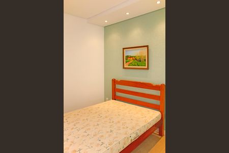 Casa de condomínio para alugar com 300m², 3 quartos e 4 vagasSuíte 2