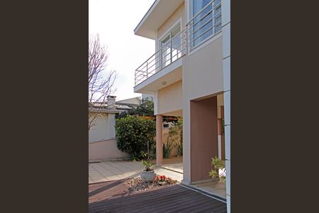 Casa de condomínio para alugar com 300m², 3 quartos e 4 vagasÁrea externa