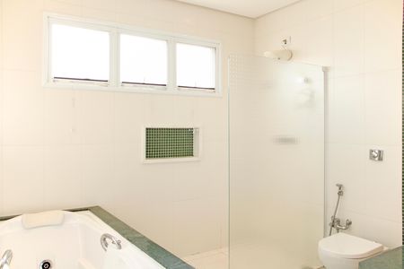 Casa de condomínio para alugar com 300m², 3 quartos e 4 vagasSuíte 3 Banheiro