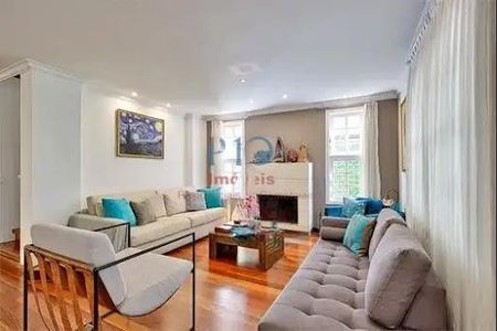 Casa à venda com 4 quartos, 366m² em Santo Amaro, São Paulo