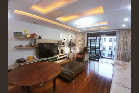 Apartamento para alugar com 6 quartos, 240m² em Tijuca, Rio de Janeiro