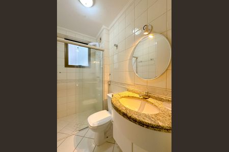 Banheiro de apartamento para alugar com 2 quartos, 100m² em Jurerê, Florianópolis