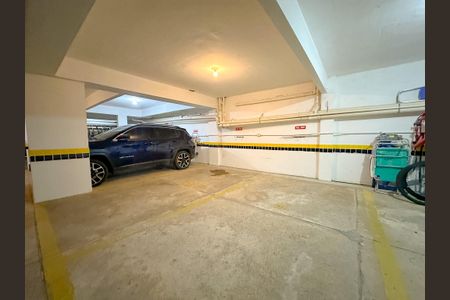 Garagem de apartamento para alugar com 2 quartos, 100m² em Jurerê, Florianópolis