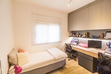 Apartamento à venda com 133m², 3 quartos e 2 vagas Apartamento à venda com 133m², 3 quartos e 2 vagasEscritório