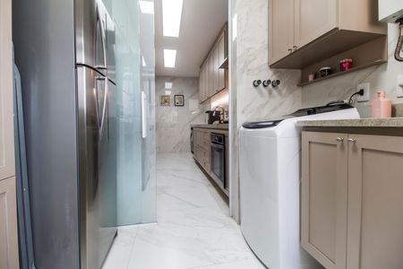 Apartamento à venda com 133m², 3 quartos e 2 vagas Apartamento à venda com 133m², 3 quartos e 2 vagasÁrea de Serviço