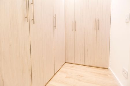 Apartamento à venda com 133m², 3 quartos e 2 vagas Apartamento à venda com 133m², 3 quartos e 2 vagasCloset