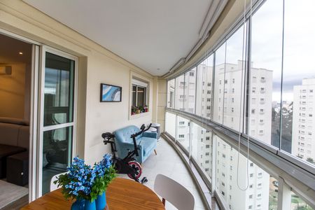 Varanda de apartamento à venda com 3 quartos, 133m² em Tamboré, Santana de Parnaíba