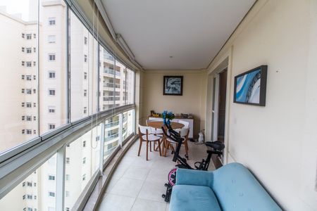 Varanda de apartamento à venda com 3 quartos, 133m² em Tamboré, Santana de Parnaíba