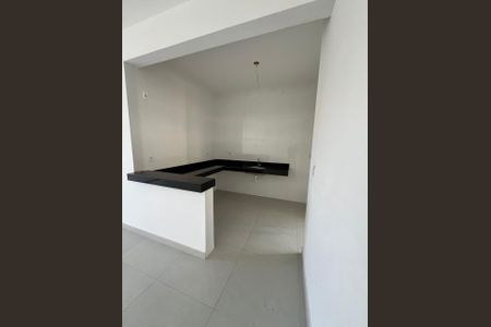 Cozinha de casa à venda com 3 quartos, 110m² em Nacional, Contagem