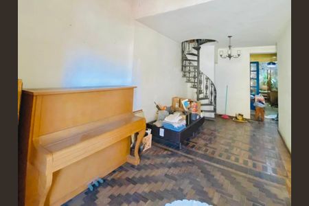 Casa para alugar com 280m², 2 quartos e 1 vaga