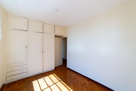 Apartamento para alugar com 127m², 3 quartos e 1 vaga Apartamento para alugar com 127m², 3 quartos e 1 vagaQuarto 2