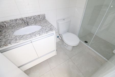 Banheiro de apartamento para alugar com 1 quarto, 71m² em Centro, São José dos Campos