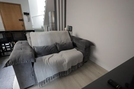 Apartamento à venda com 88m², 2 quartos e 1 vaga Apartamento à venda com 88m², 2 quartos e 1 vagaSala