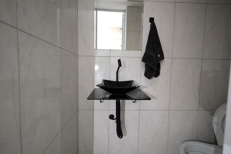 Apartamento à venda com 88m², 2 quartos e 1 vaga Apartamento à venda com 88m², 2 quartos e 1 vagaBanheiro