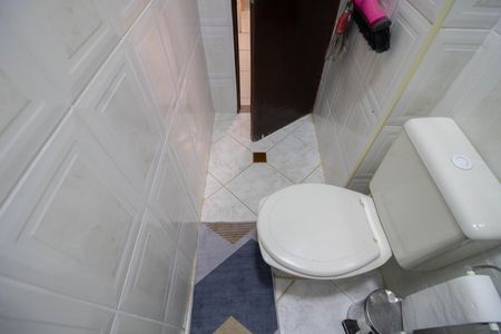 Apartamento à venda com 94m², 3 quartos e 1 vaga Apartamento à venda com 94m², 3 quartos e 1 vagaBANHEIRO DA ÁREA DE SERVIÇO
