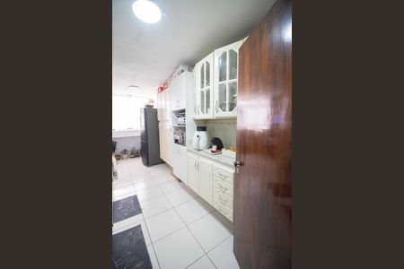 Apartamento à venda com 94m², 3 quartos e 1 vaga Apartamento à venda com 94m², 3 quartos e 1 vagaCOZINHA E ÁREA DE SERVIÇO