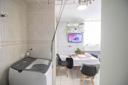 Apartamento à venda com 94m², 3 quartos e 1 vaga Apartamento à venda com 94m², 3 quartos e 1 vagaCOZINHA E ÁREA DE SERVIÇO