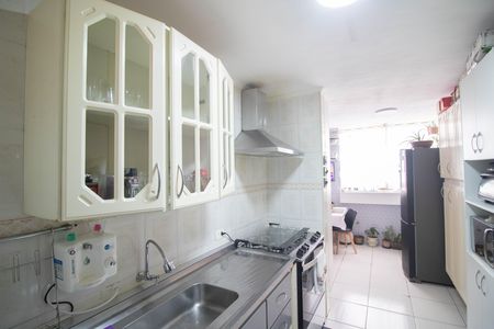 Apartamento à venda com 94m², 3 quartos e 1 vaga Apartamento à venda com 94m², 3 quartos e 1 vagaCOZINHA E ÁREA DE SERVIÇO