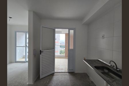 Cozinha  de apartamento à venda com 2 quartos, 44m² em Picanço, Guarulhos