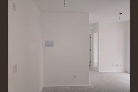 Cozinha  de apartamento à venda com 2 quartos, 44m² em Picanço, Guarulhos