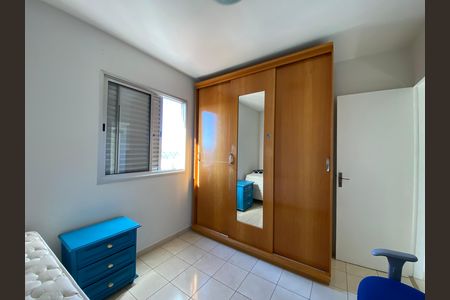 Apartamento à venda com 54m², 2 quartos e 2 vagas Apartamento à venda com 54m², 2 quartos e 2 vagasQuarto 2