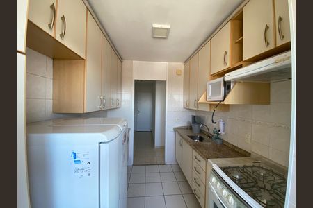 Apartamento à venda com 54m², 2 quartos e 2 vagas Apartamento à venda com 54m², 2 quartos e 2 vagasCozinha