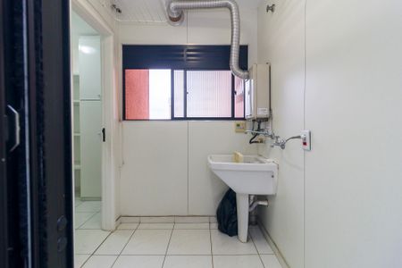 Apartamento à venda com 87m², 3 quartos e 2 vagas Apartamento à venda com 87m², 3 quartos e 2 vagasÁrea de Serviço
