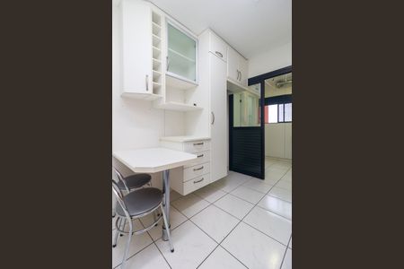 Apartamento à venda com 87m², 3 quartos e 2 vagas Apartamento à venda com 87m², 3 quartos e 2 vagasCozinha