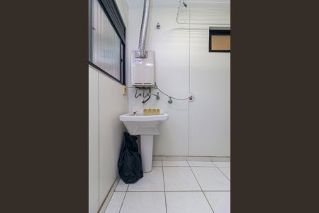 Apartamento à venda com 87m², 3 quartos e 2 vagas Apartamento à venda com 87m², 3 quartos e 2 vagasÁrea de Serviço
