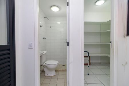 Apartamento à venda com 87m², 3 quartos e 2 vagas Apartamento à venda com 87m², 3 quartos e 2 vagasÁrea de Serviço