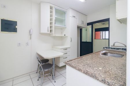 Apartamento à venda com 87m², 3 quartos e 2 vagas Apartamento à venda com 87m², 3 quartos e 2 vagasCozinha