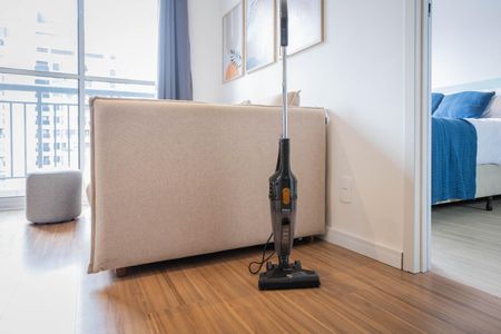 Sala de apartamento à venda com 2 quartos, 36m² em Moema, São Paulo