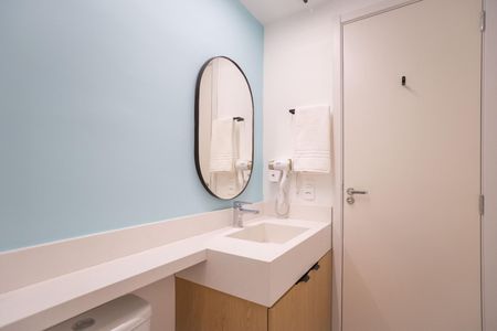 Banheiro de apartamento à venda com 2 quartos, 36m² em Moema, São Paulo