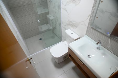 Apartamento para alugar com 50m², 2 quartos e 1 vaga Apartamento para alugar com 50m², 2 quartos e 1 vagaBanheiro